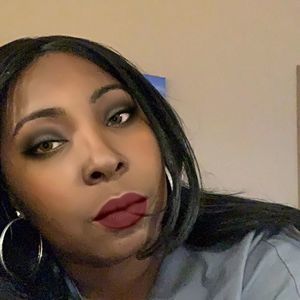 Meet your Posher, Cee